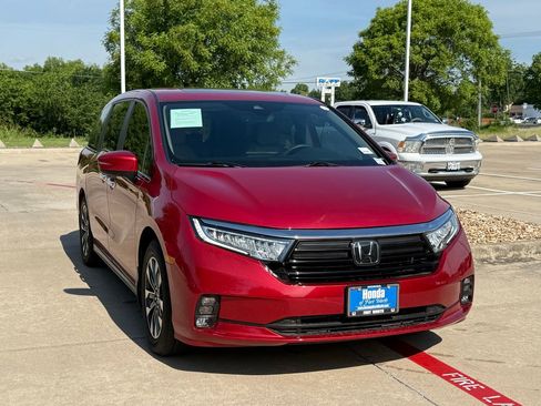 Used 2024 Honda Odyssey EX-L image 12