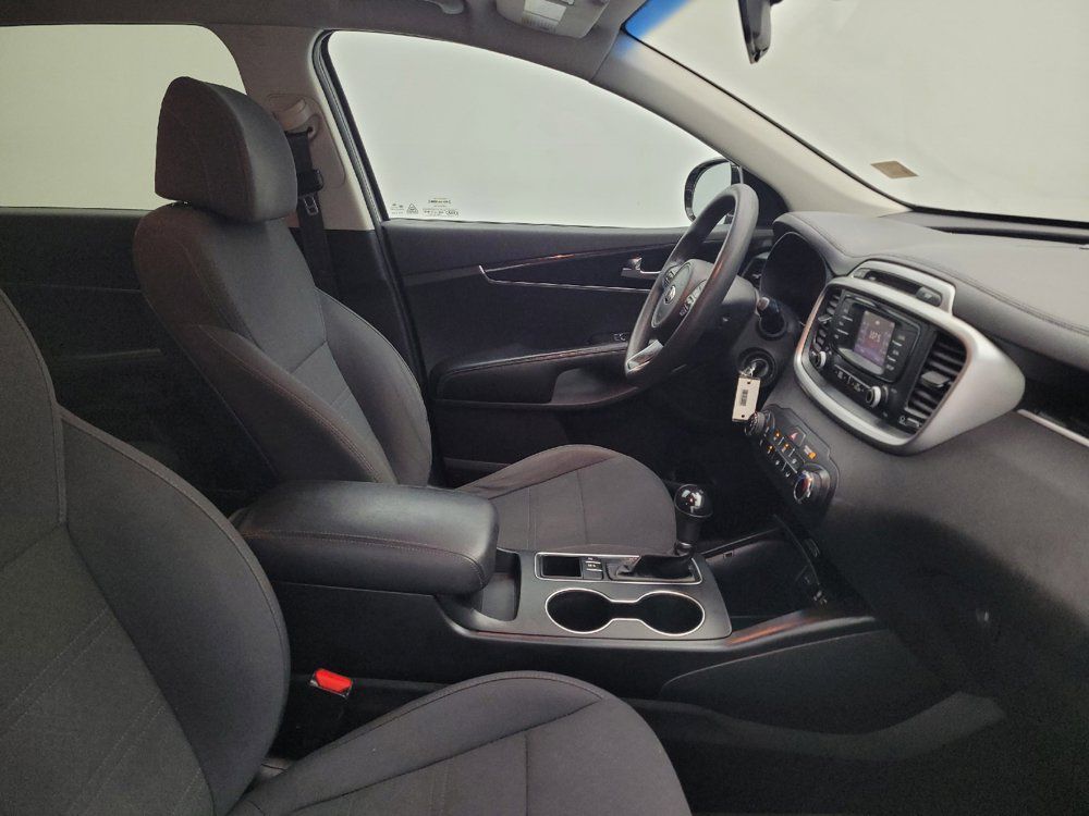 Used 2017 Kia Sorento AWD image 21