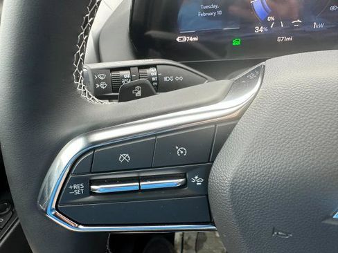 New 2026 Chevrolet Equinox EV LT w/ Comfort Package AWD/4WD image 27