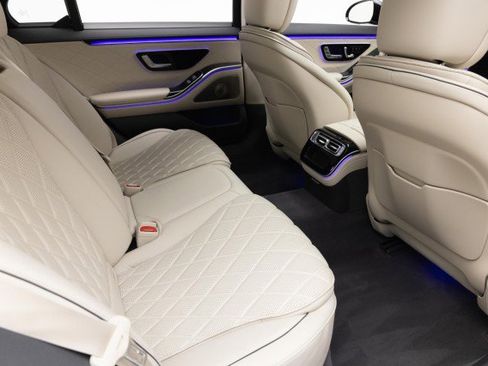 Used 2022 Mercedes-Benz S 580 4MATIC Sedan image 39