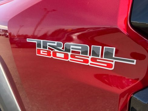 Used 2023 Chevrolet Colorado Trail Boss w/ Advanced Trailering Package AWD/4WD image 34