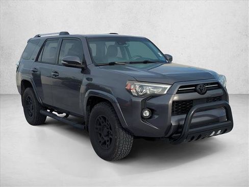 Used 2021 Toyota 4Runner SR5 Premium w/ Moonroof Package RWD image 4