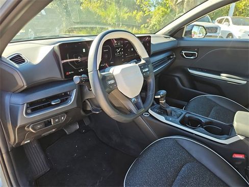 Certified 2025 Kia K4 GT-Line image 12