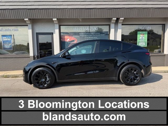 Used 2023 Tesla Model Y Long Range AWD/4WD image 1