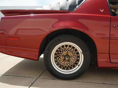 Used 1987 Pontiac Firebird Trans Am image 39