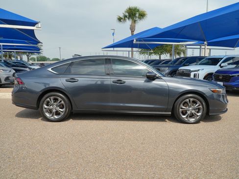 Used 2024 Honda Accord EX image 4