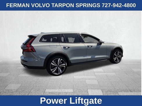 New 2026 Volvo V60 B5 Cross Country Plus w/ Protection Package Premier AWD/4WD image 11