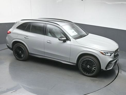 Used 2026 Mercedes-Benz GLC 300 image 43