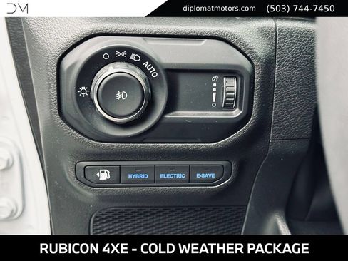 Used 2023 Jeep Wrangler Unlimited Rubicon 4xe w/ Cold Weather Group AWD/4WD image 27