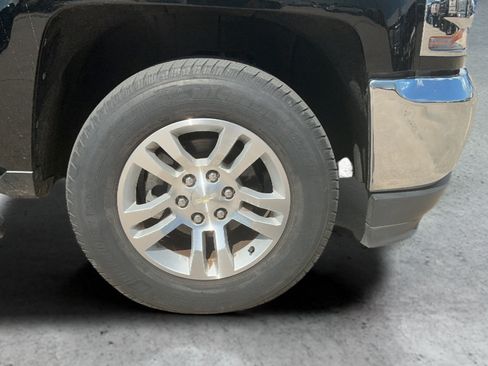 Used 2019 Chevrolet Silverado 1500 LT w/ Texas Edition RWD image 25