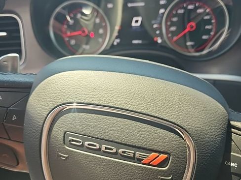 Certified 2022 Dodge Charger R/T RWD image 9
