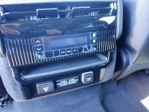 New 2026 Jeep Grand Wagoneer L Limited w/ Premium Group II AWD/4WD image 25