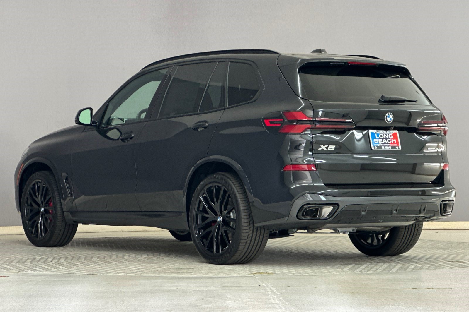 New 2026 BMW X5 sDrive40i w/ M Sport Package RWD image 3