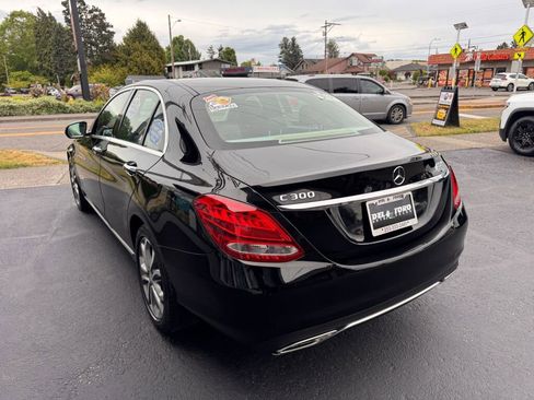 Used 2017 Mercedes-Benz C 300 Sedan image 9