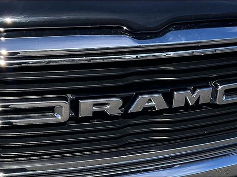 Used 2021 RAM 1500 Big Horn image 30