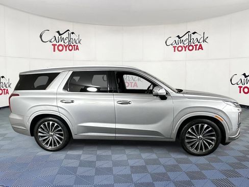 Used 2023 Hyundai Palisade Calligraphy w/ Cargo Package image 8