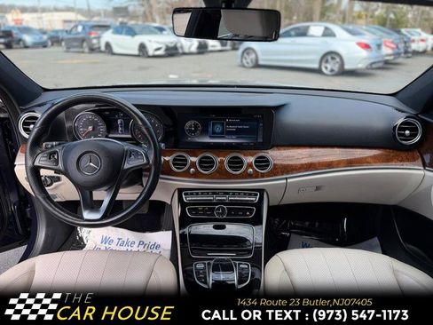 Used 2017 Mercedes-Benz E 300 4MATIC image 27