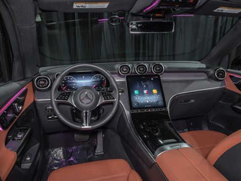 Certified 2026 Mercedes-Benz GLC 300 image 18