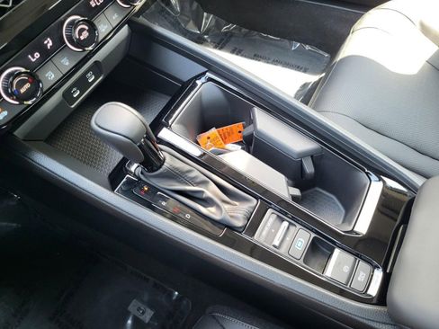 Certified 2024 Honda Accord EX-L image 18