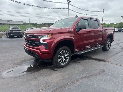 Used 2025 Chevrolet Silverado 1500 RST AWD/4WD image 8