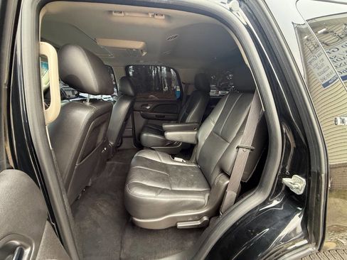 Used 2014 Chevrolet Tahoe LT image 17