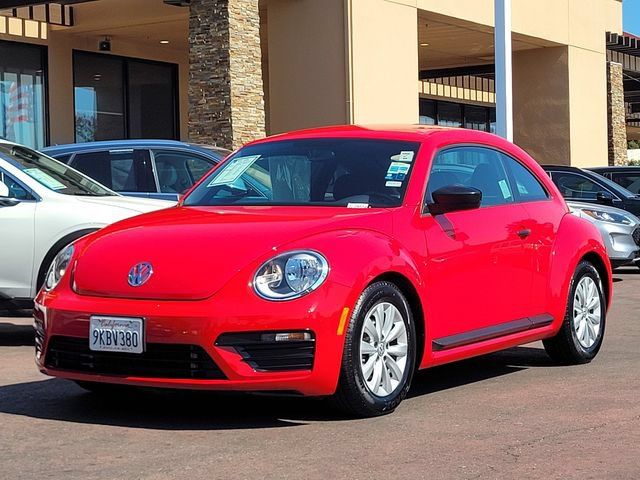 Used 2018 Volkswagen Beetle 2.0T S FWD image 10