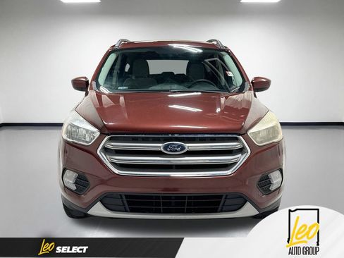 Used 2018 Ford Escape SE AWD/4WD image 2