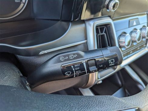 Certified 2023 Kia Sorento LX image 36