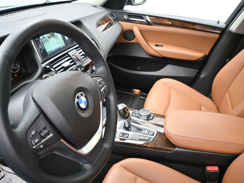 Used 2016 BMW X3 xDrive28i image 2