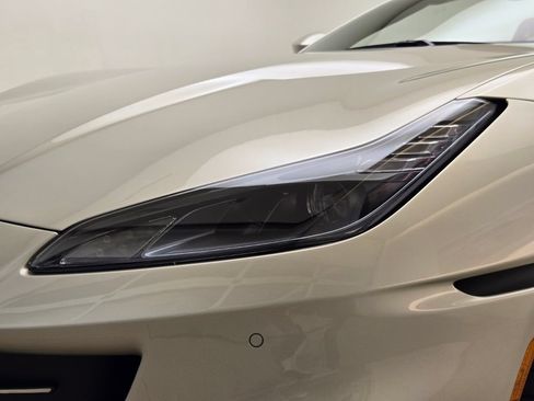 Used 2023 Ferrari Portofino M RWD image 4