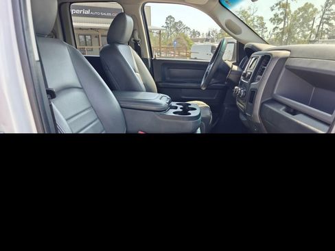 Used 2018 RAM 1500 ST RWD image 25