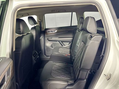 New 2026 Volkswagen Atlas SEL Premium R-Line image 21