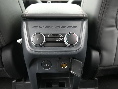 New 2026 Ford Explorer Active image 17