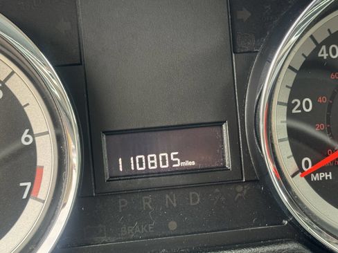 Used 2019 Dodge Grand Caravan SE w/ UConnect Hands-Free Group image 14