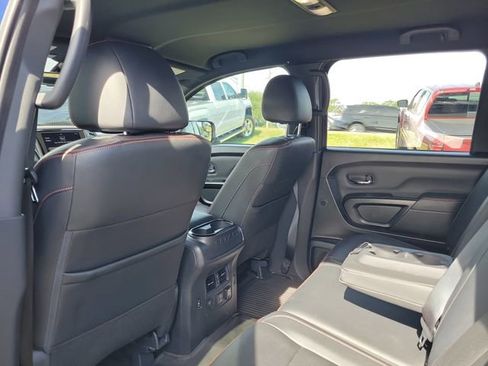 Used 2024 Nissan Titan PRO-4X w/ Pro-4x Convenience Package AWD/4WD image 25