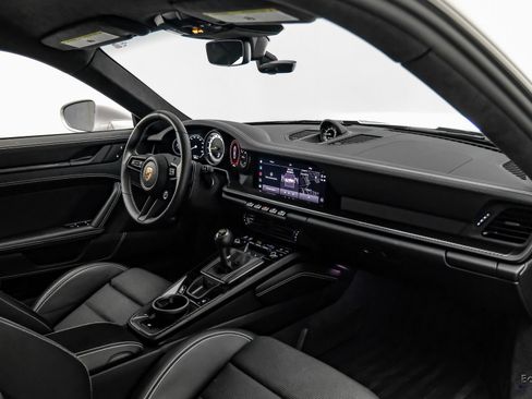 Used 2024 Porsche 911 GT3 image 44