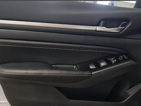 Used 2023 Nissan Altima 2.5 SR w/ SR Premium Package FWD image 27