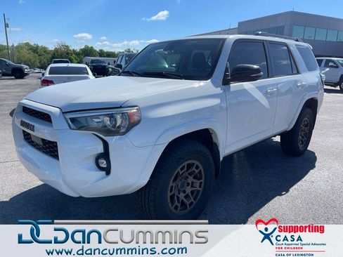 Used 2023 Toyota 4Runner 40th Anniversary SE AWD/4WD image 1