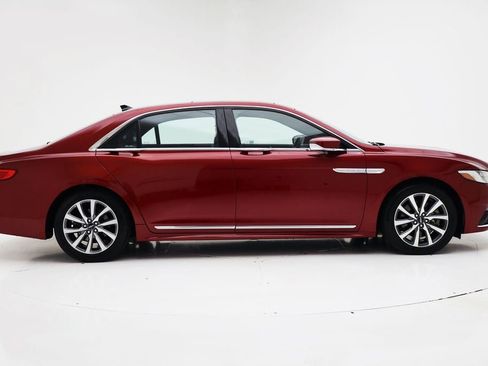 Used 2019 Lincoln Continental AWD w/ Equipment Group 500A image 2