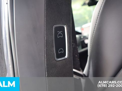 Used 2022 Tesla Model X Plaid image 22