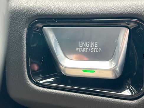 New 2026 GMC Yukon Elevation image 21