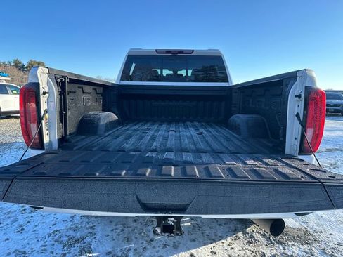 Used 2023 GMC Sierra 2500 Denali w/ Denali Ultimate Package image 13
