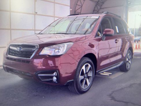 Used 2017 Subaru Forester 2.5i Limited w/ Popular Package #1 AWD/4WD image 1