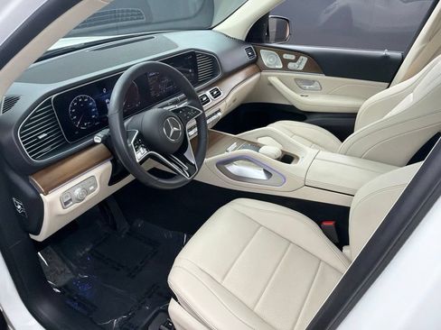 Used 2024 Mercedes-Benz GLE 450 4MATIC image 10