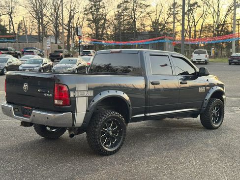 Used 2015 RAM 2500 Tradesman w/ Chrome Appearance Group AWD/4WD image 5