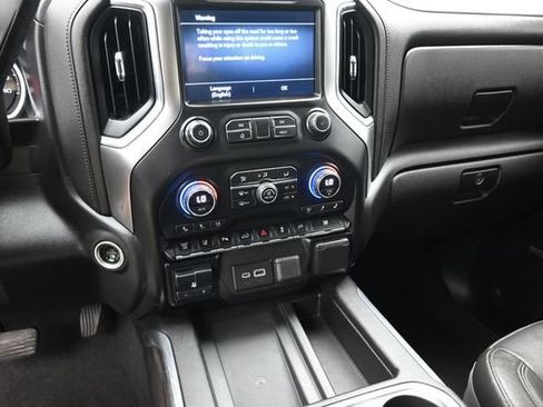 Used 2020 Chevrolet Silverado 2500 LTZ w/ LTZ Premium Package AWD/4WD image 16