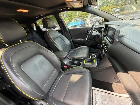 Used 2019 Hyundai Kona Ultimate FWD image 9