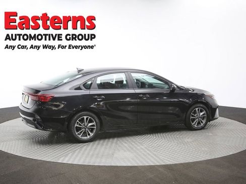 Used 2023 Kia Forte LXS image 41