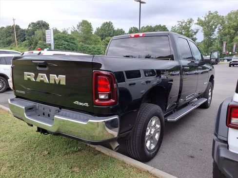 Used 2026 RAM 2500 Big Horn AWD/4WD image 8