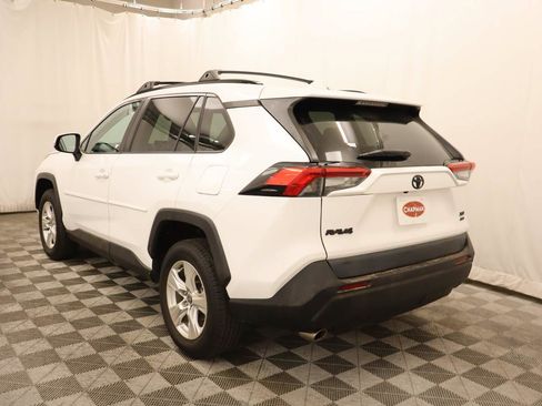 Used 2021 Toyota RAV4 XLE w/ Convenience Package AWD/4WD image 3